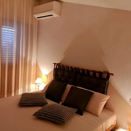 Holiday home Villalu ,oasis Of Peace 300 Meters From The Sea Wi-fi & Ac Is Traias