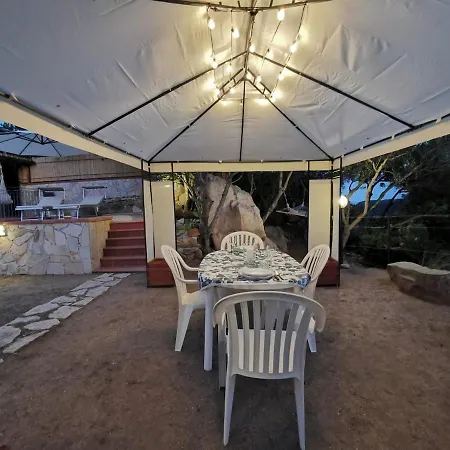 Villalu ,oasis Of Peace 300 Meters From The Sea Wi-fi & Ac Is Traias