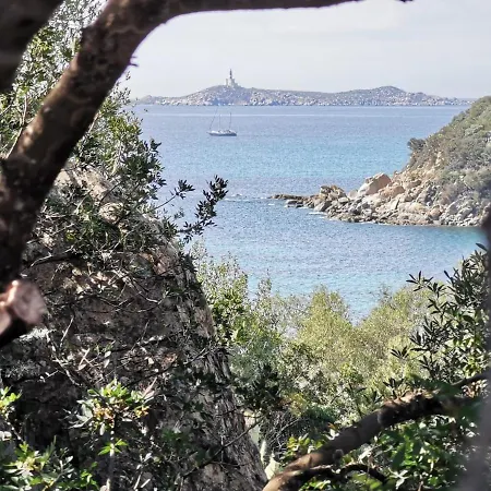 Villalu ,oasis Of Peace 300 Meters From The Sea Wi-fi & Ac Is Traias